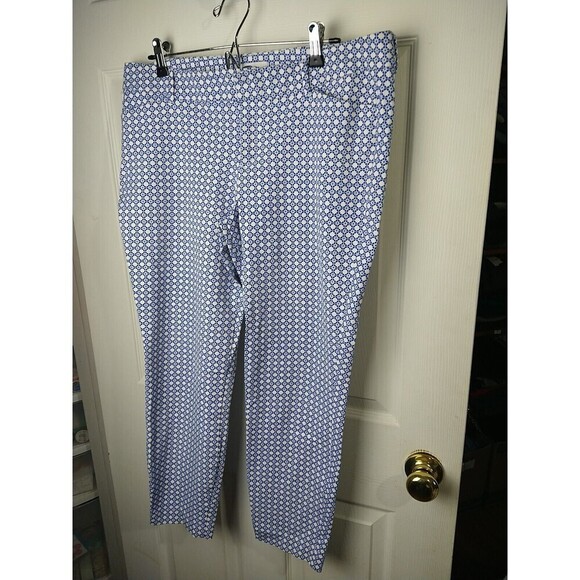 $ Old Navy Diva Blue White Diamond Flat Pocket Cropped Capri Button Pants Size14 - Picture 2 of 13